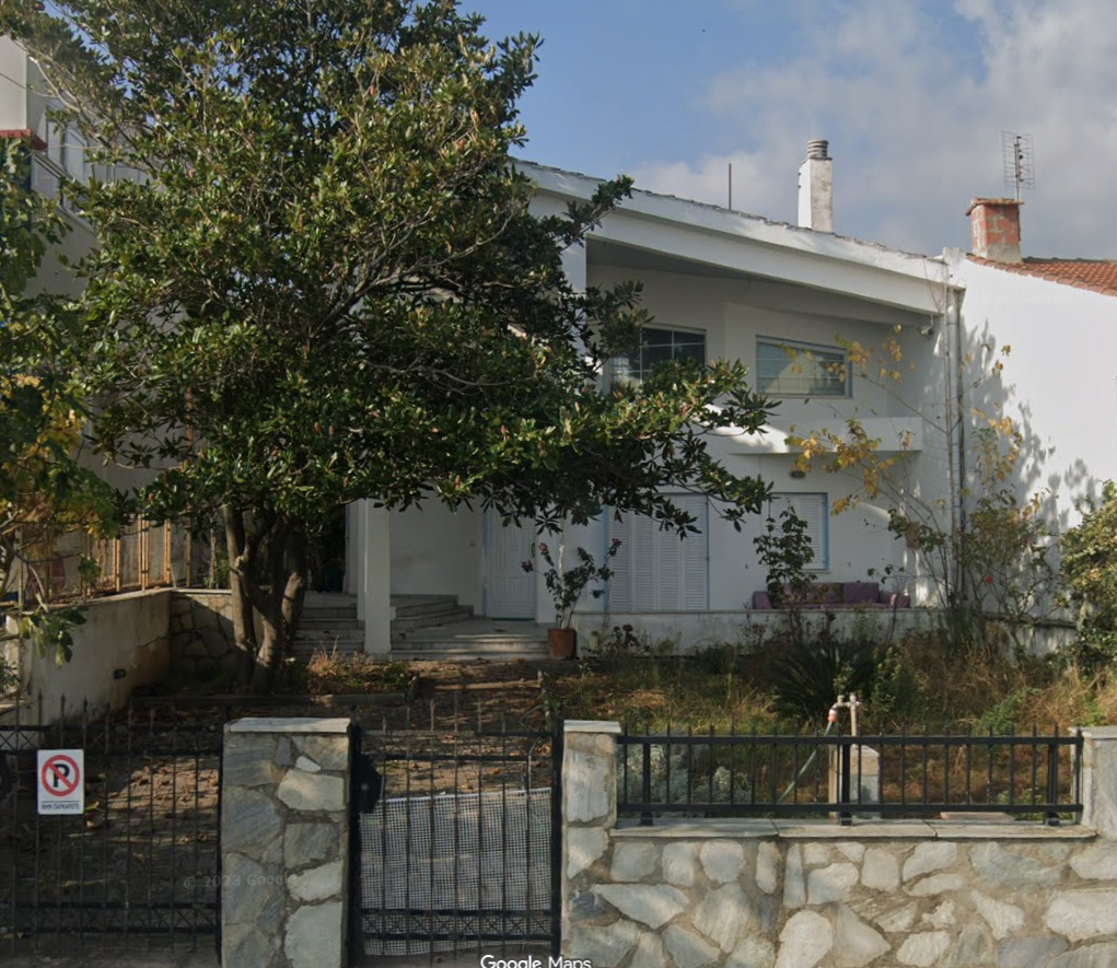 Πρώτο στο κύμα 